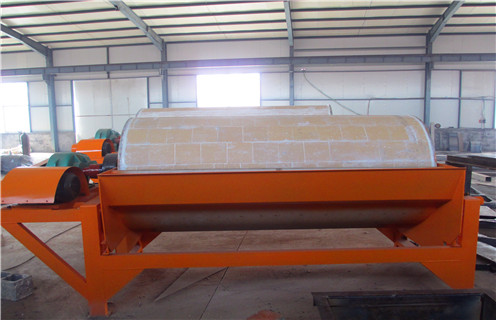 對(duì)于鋁廠赤泥如何通過(guò)磁選機(jī)設(shè)備進(jìn)行選別,邀請(qǐng)我廠技術(shù)顧問(wèn)到三門峽鋁廠考察現(xiàn)場(chǎng) 對(duì)于鋁廠赤泥如何通過(guò)磁選機(jī)設(shè)備進(jìn)行選別,邀請(qǐng)我廠技術(shù)顧問(wèn)到三門峽鋁廠考察現(xiàn)場(chǎng)