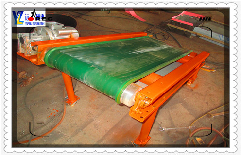 鐵礦石干式磁選機,河南鐵礦石干式磁選機_河南鐵礦石干式磁選機發展工作視頻皮帶及結構價格 鐵礦石干式磁選機,河南鐵礦石干式磁選機_河南鐵礦石干式磁選機發展工作視頻皮帶及結構價格