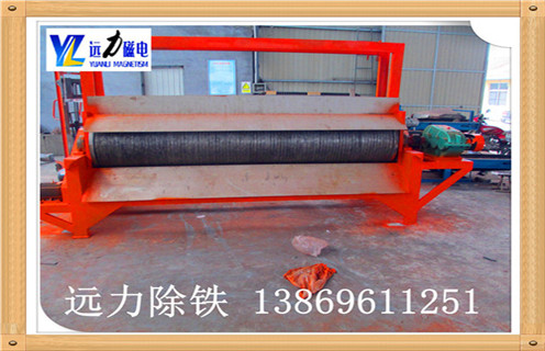 濕式分選磁選機(jī)的配件,濰坊遠(yuǎn)力磁電是專(zhuān)業(yè)生產(chǎn)濕式分選磁選機(jī)的廠(chǎng)家,所以磁選機(jī)的配件也是很全的.您有需要磁選機(jī)配件時(shí),可以直接打電話(huà)138-696-11251. 濕式磁選機(jī)被越來(lái)越多的選礦廠(chǎng)家購(gòu)買(mǎi),說(shuō)明我們的濕式磁選法已經(jīng)受到了越來(lái)越多的人歡迎和使用,這也就進(jìn)一步證明了濕式磁選設(shè)備的配件的銷(xiāo)售,越來(lái)越多的人詢(xún)問(wèn)關(guān)于其配件的價(jià)格,下面我們就來(lái)具體說(shuō)說(shuō).